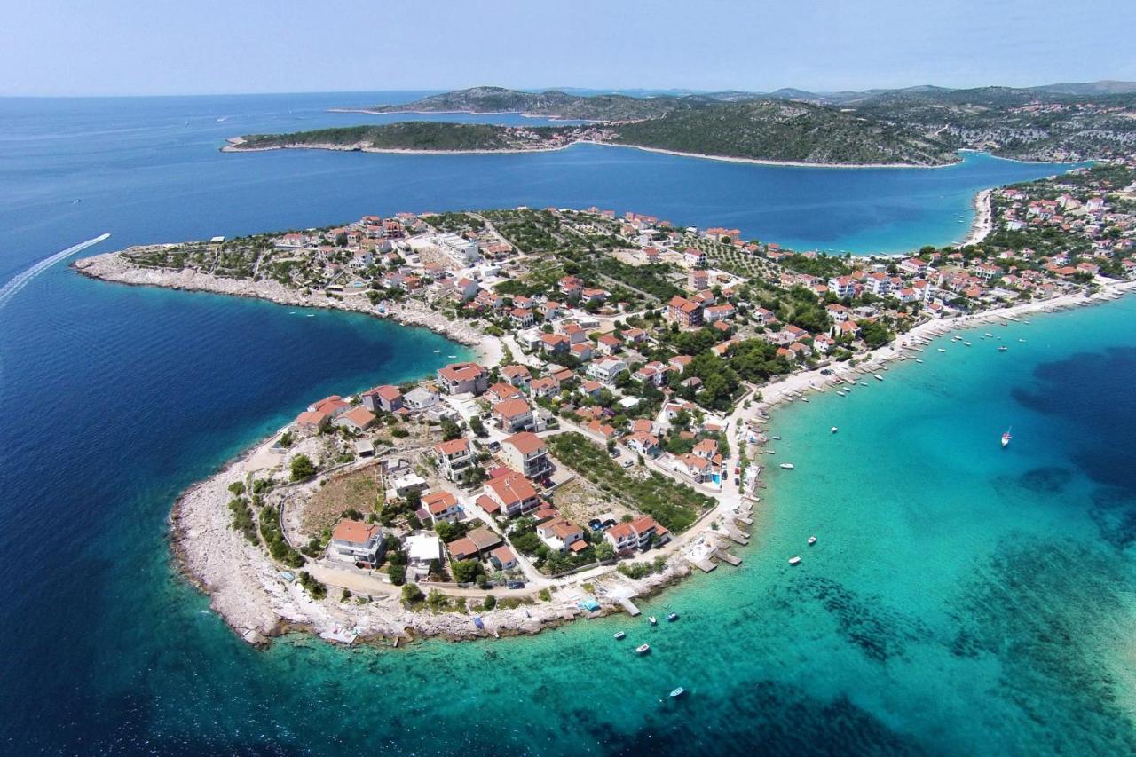 Apartments By The Sea Sevid, Trogir - 16897 Марина Экстерьер фото